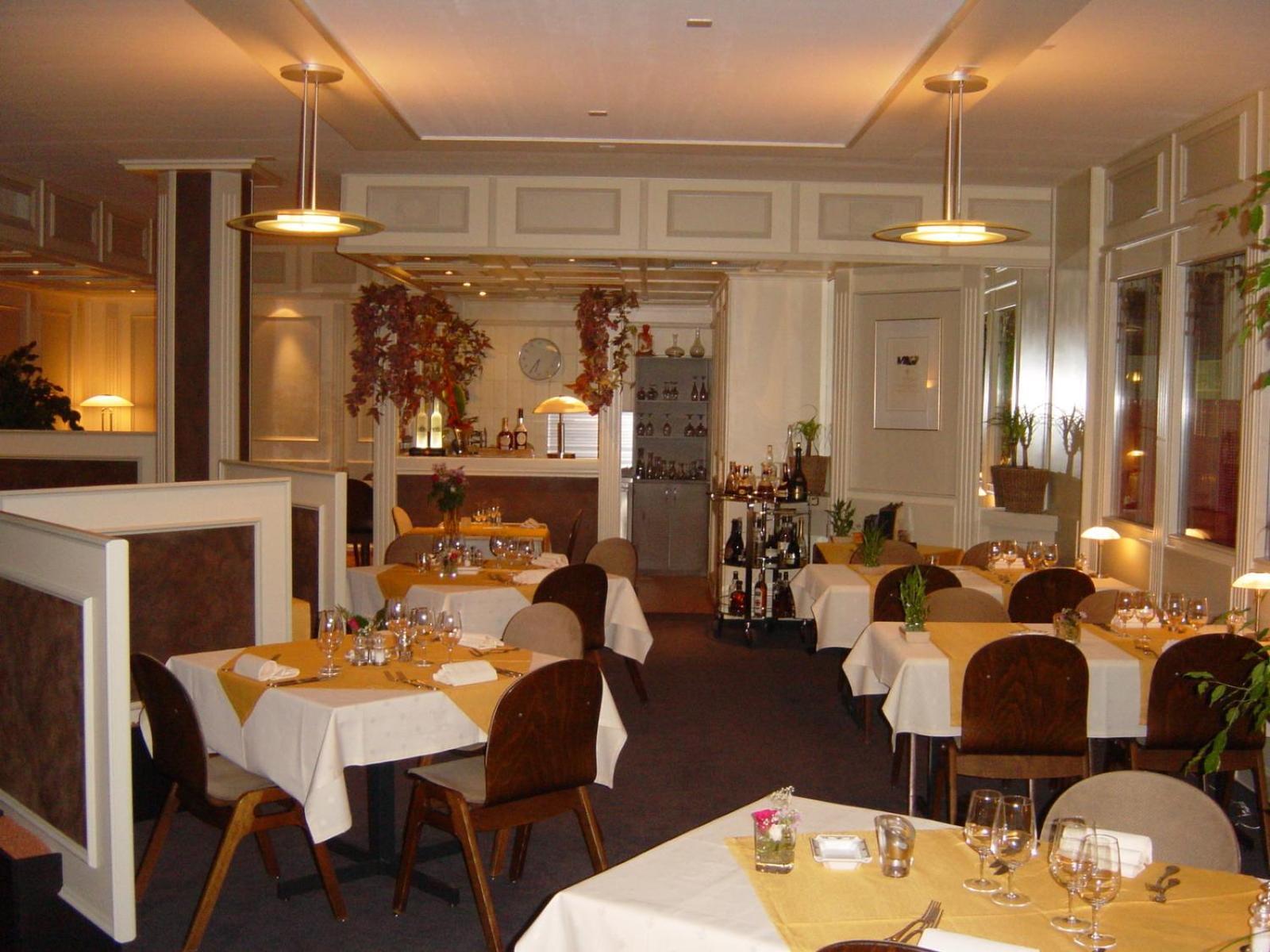 Hotel Le National Delemont Bagian luar foto