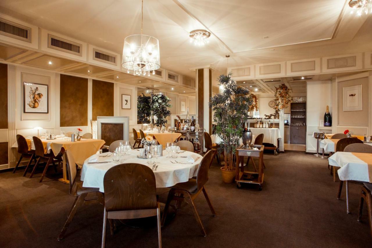 Hotel Le National Delemont Bagian luar foto
