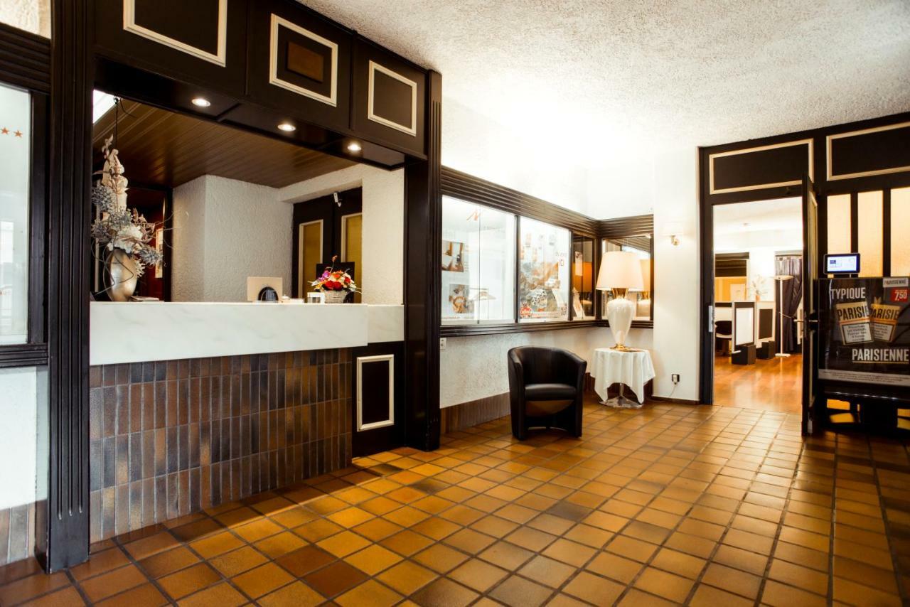 Hotel Le National Delemont Bagian luar foto